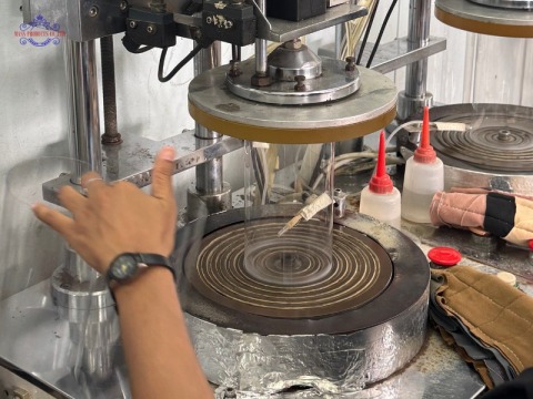 บริการพิมพ์ลาย และ รับจ้างพ่นกำมะหยี่